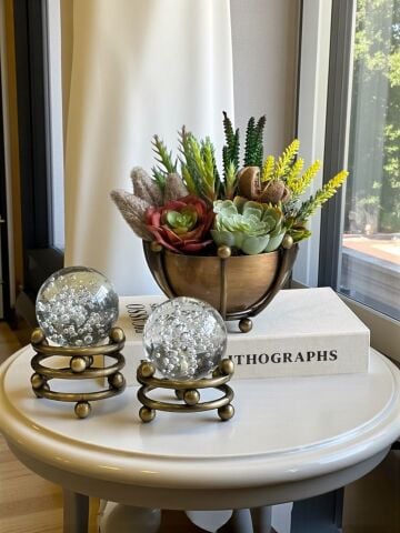 Ahtapot K. Sukulent Aranjmanı, Kitap Kutusu & 2'li Noktalı Cam Küre – Eskitme 4 Parça Set