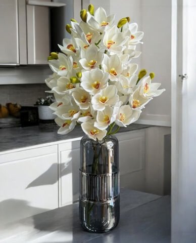 Cam Vazo Büyük Singapur Orkide Aranjmanı 5'li
