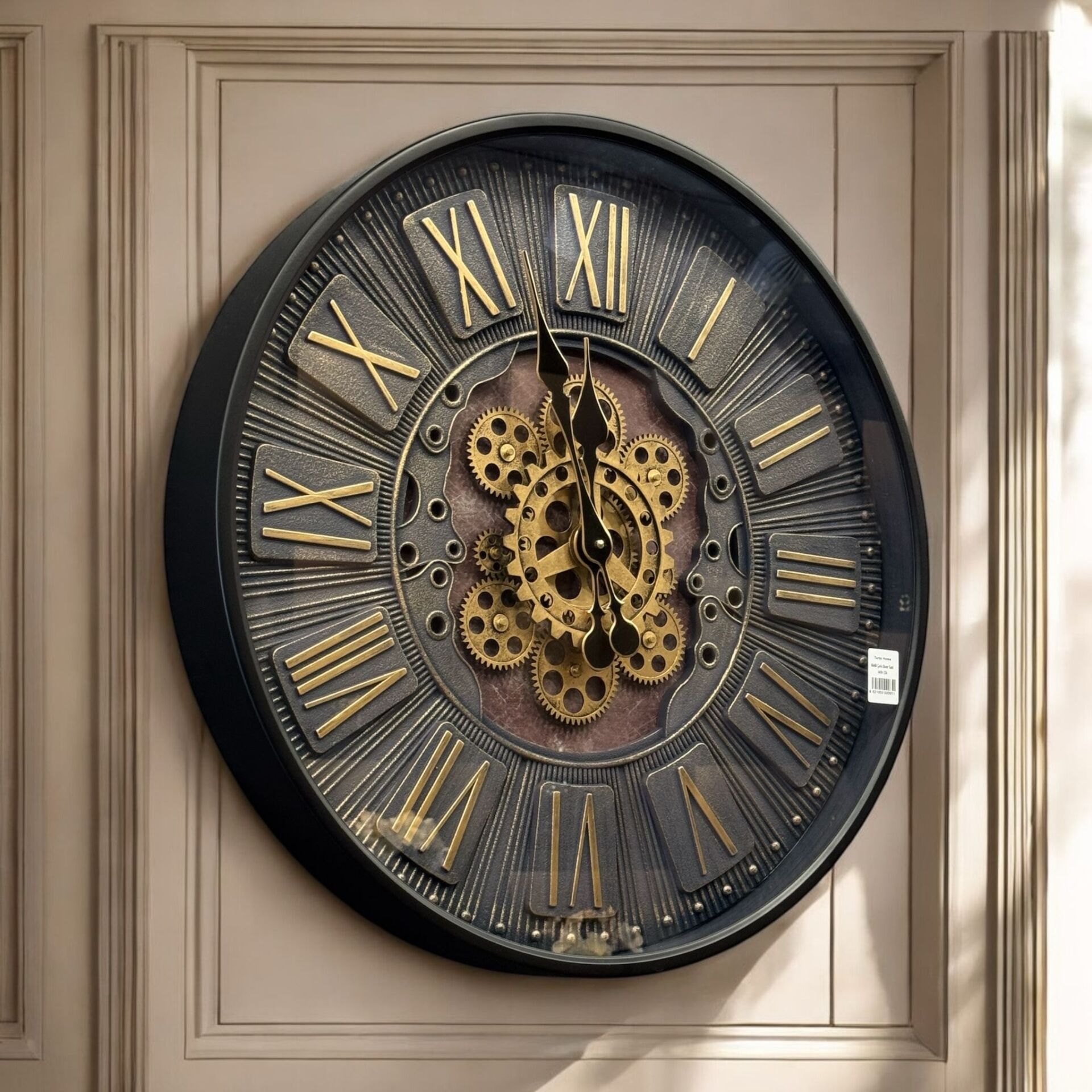 Romen Rakamlı Metal Çarklı Duvar Saati – Siyah (60cm)