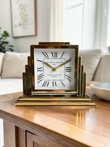 Metal Masaüstü Kare Saat