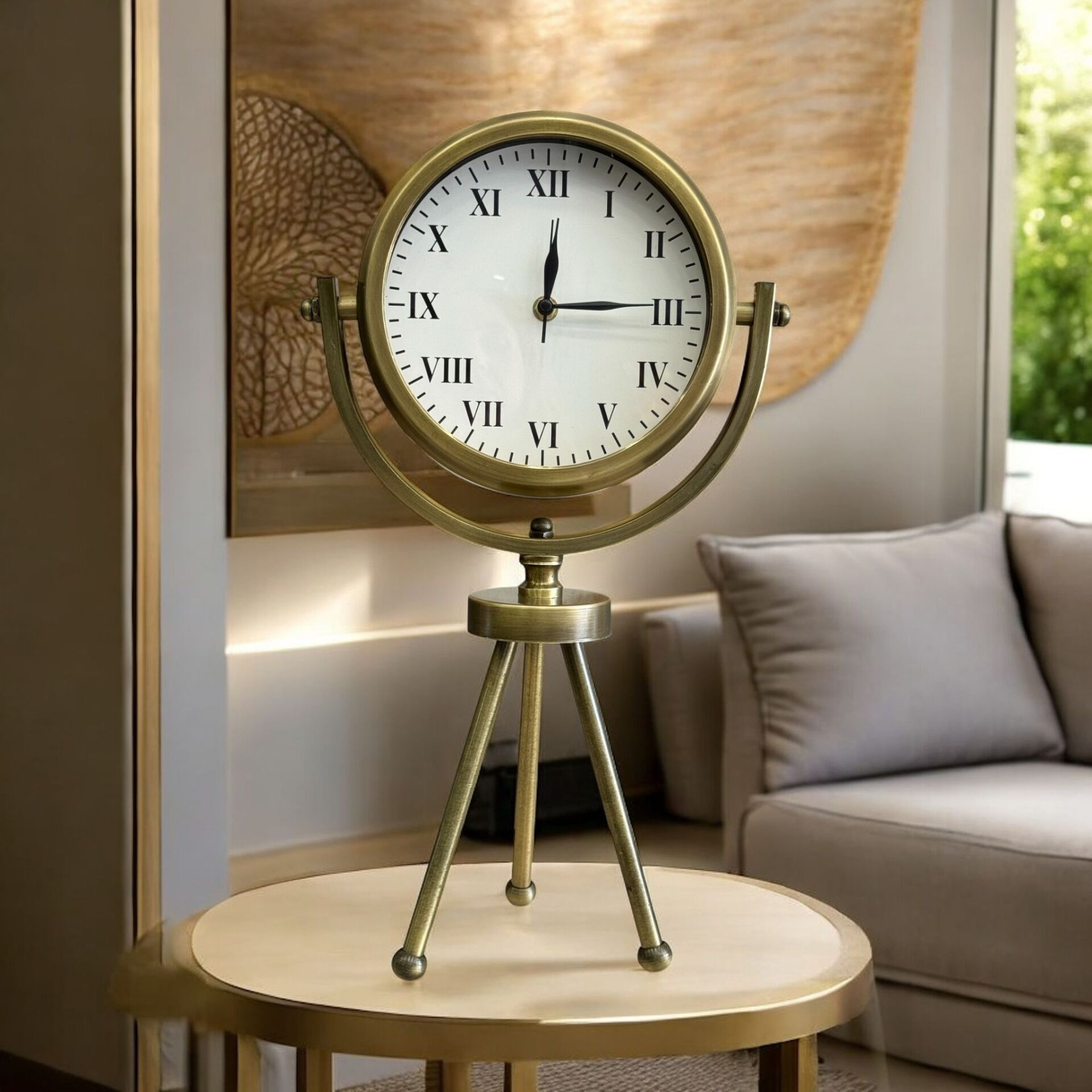 3 Ayak Roma Rakamlı Tripod Masa Saati