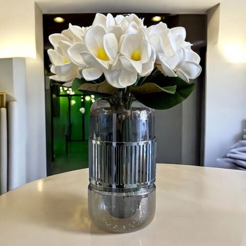 Cam Vazo Orta Manolya Aranjmanı 3'lü Füme