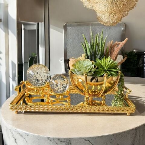 Kulplu Dikdörtgen Tepsi, 2'li Noktalı Cam Küre & Ahtapot B. Sukulent Aranjmanı – 4 Parça Gold Set