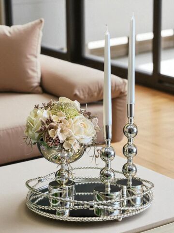 Zincir Tepsi, 2’li Metal Mumluk & Çiçek Aranjmanlı Vazo – 4 Parça Gümüş Set