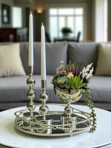 Zincir Tepsi, 2’li Metal Mumluk & Sukulent Aranjmanlı Vazo – 4 Parça Gümüş Set