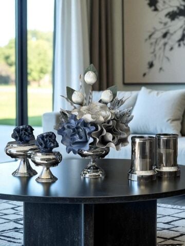 Çiçek Aranjmanı, Lacivert Mercan Kutular ve Mumluklar – Gümüş 5’li Set