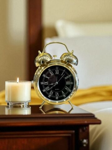 Retro Masaüstü Çalar Saat - 3 Renk Seçenekli