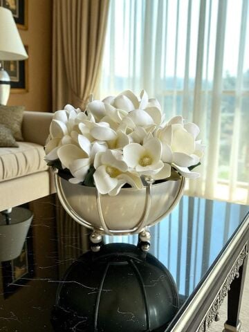 Ahtapot B.Metal Saksı 3'lü Manolya Aranjmanı – Gümüş