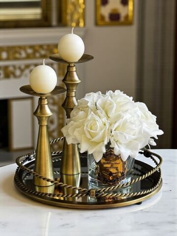 Zincir Tepsi, Cam Vazo Islak 10'lu Gül & 2'li Huni Şamdan + Mum / Eskitme – 3 Parça SET