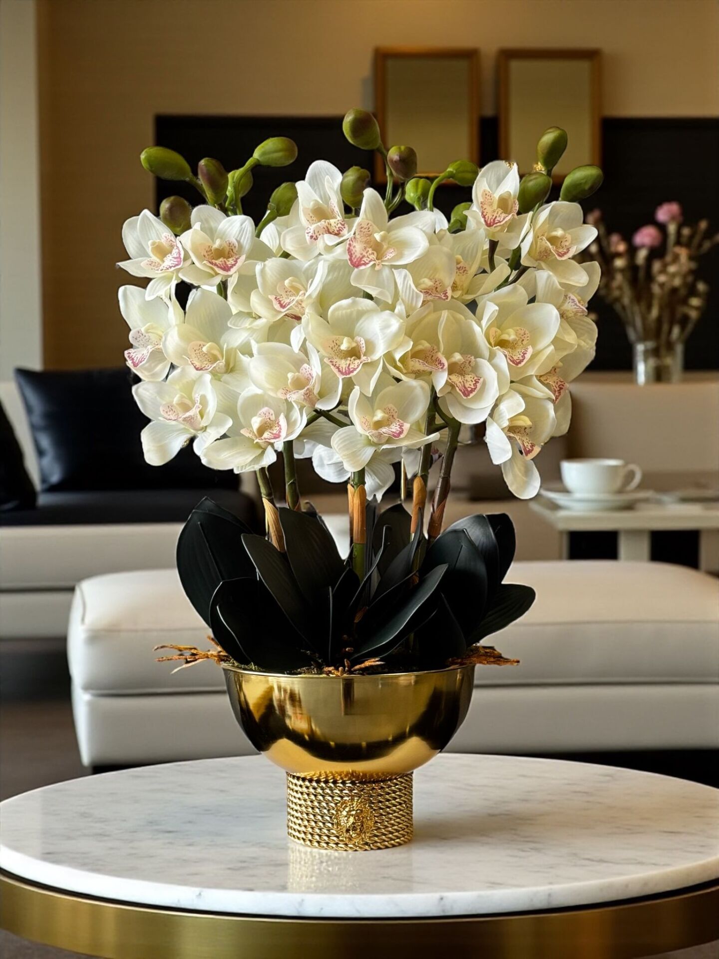 Premium Islak Singapur Orkide Aranjmanı – Gold 6’lı Tarzz Vazo