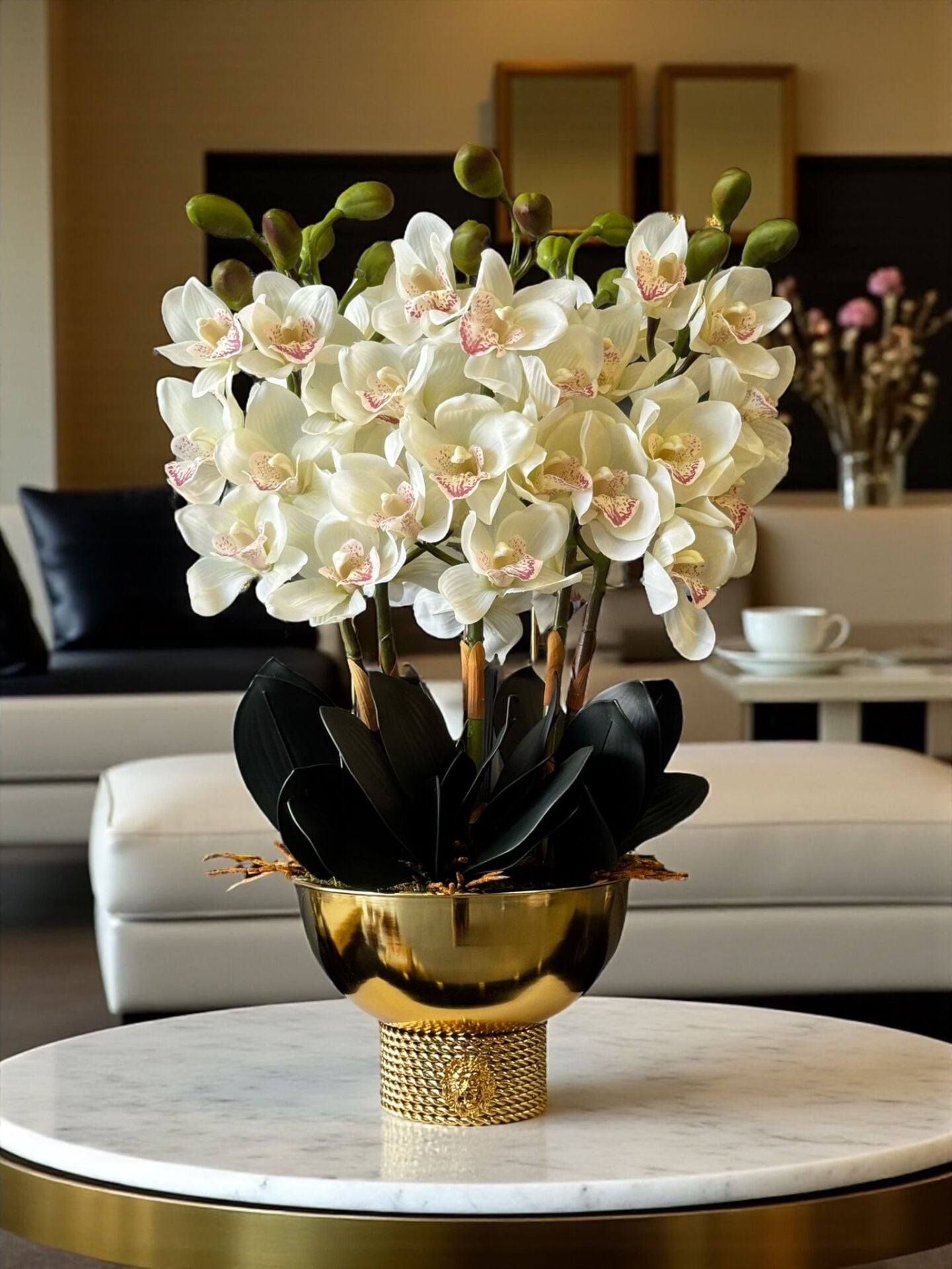 Premium Islak Singapur Orkide Aranjmanı – Gold 6’lı Tarzz Vazo