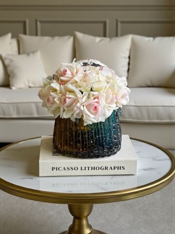 İthal Cam Çanta – Mix Renk Premium 3'lü Islak Gül Aranjmanı