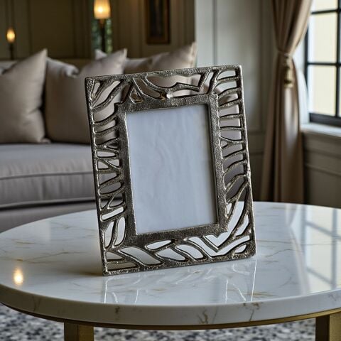 Dekoratif Döküm Çerçeve – Gümüş