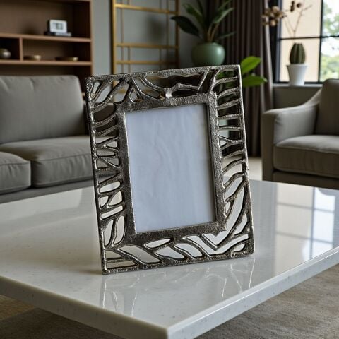 Dekoratif Döküm Çerçeve – Gümüş