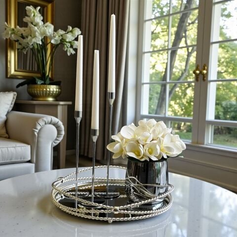 Zincir Yuvarlak Tepsi & Cezve Manolya Aranjmanı + 3’lü Mumluk Seti + Mum / Gümüş