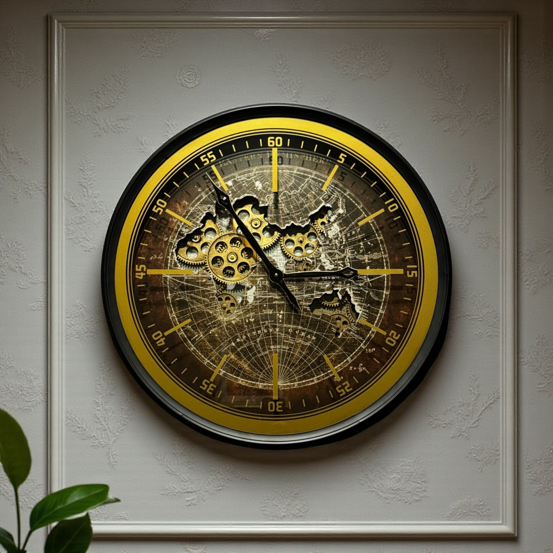 Metal Çarklı Harita Duvar Saati – Siyah & Gold (60cm)