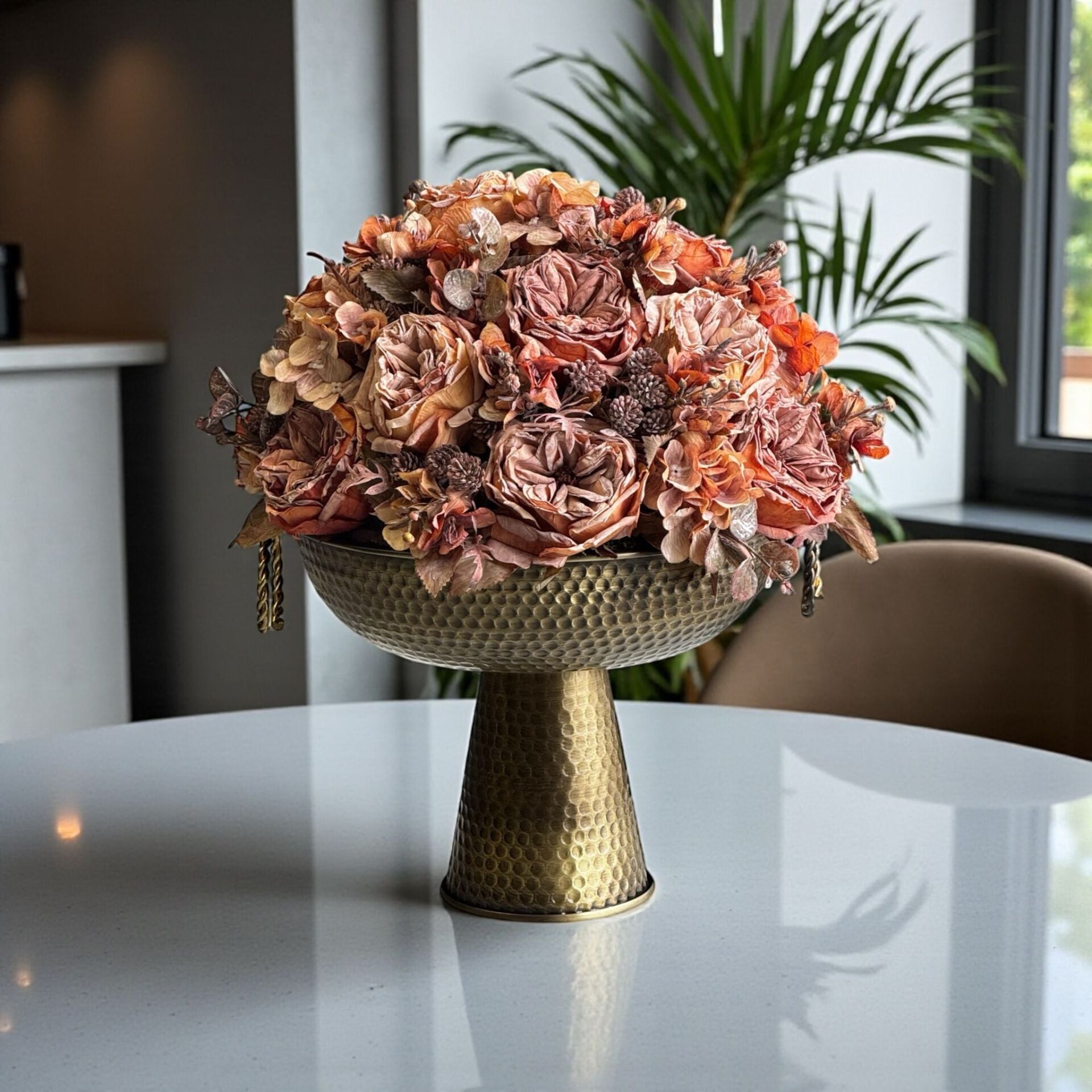 Ayaklı Vazo Kuru Şakayık Aranjmanı 4’lü