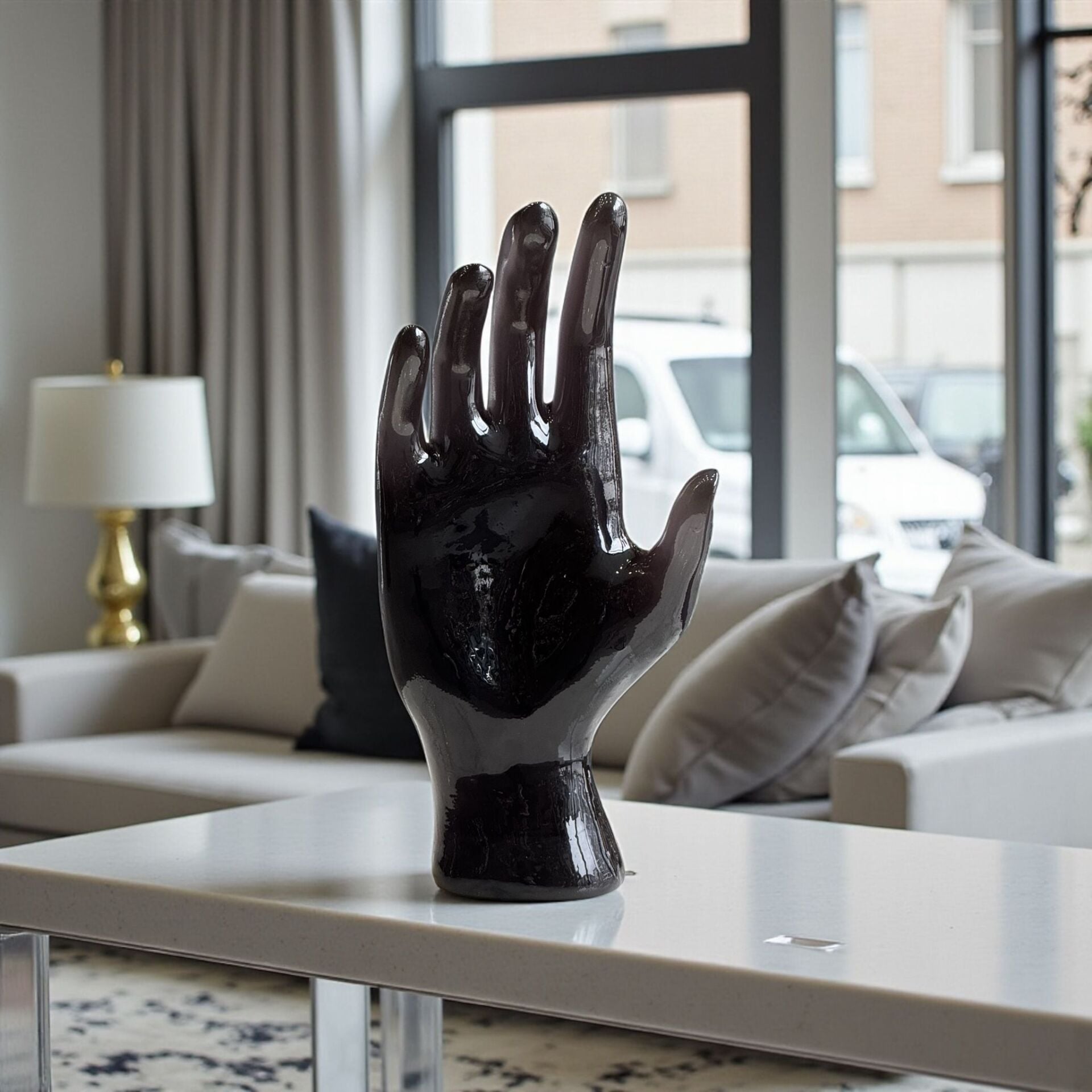 Reçine Büyük El Dekor Obje – Füme