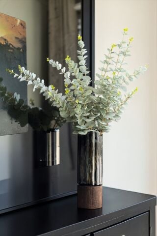 Ahşap Piyano Vazo 4'lü Okaliptüs Aranjmanı – Büyük