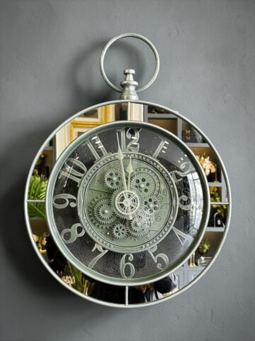 Kulplu Dekoratif Duvar Saati – Gümüş/Yeşil