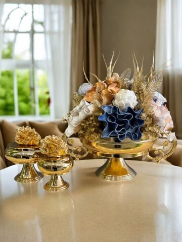 Zamak Kollu Saksı Aranjmanı & 2'li Mercan Ayaklı Kutu – 3 Parça Gold Set