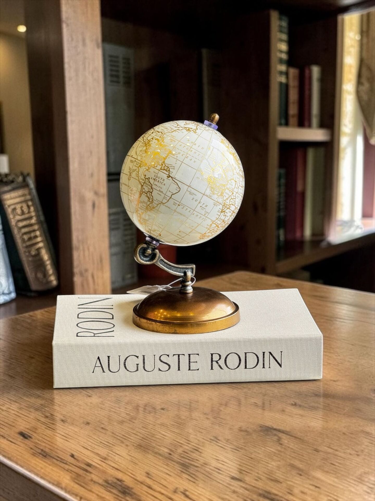 Dünya Küre Dekor Obje – Eskitme