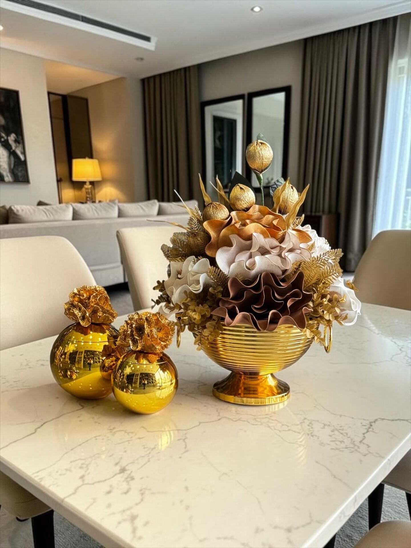 Vionna Saksı Eva Çiçek & Mercan Kutu Seti – Gold & Mercan