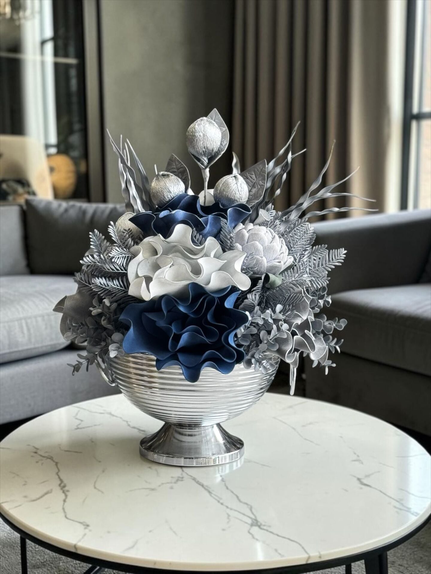 Vionna Saksı Eva Çiçek Aranmanı Gümüş